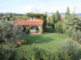 होटल की एक तस्वीर: Vigna Luisa Resort - Near Rome