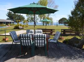 Cedarwood Lakeside Motel & Conference Venue, ξενοδοχείο σε Rotorua