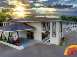 Sunshine Inn、キシミーのホテル