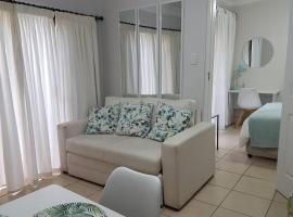 Foto di Hotel: Innes Road Durban Accommodation One Bedroom Unit