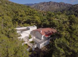 Hotel kuvat: Nestor Hillside House by TrulyCyprus