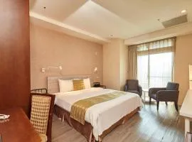 9 Hotel