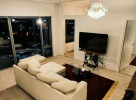 Hotel Photo: Luxurious 2 bedrooms apt in Helsinki Redi tower