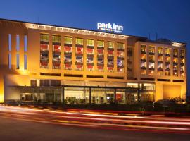 Park Inn By Radisson Gurgaon Bilaspur, hotel u gradu 'Manesar'