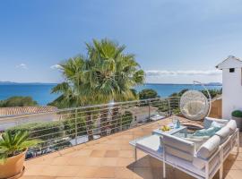 Hotel Photo: YupiHome Villa Alcanada - Family only