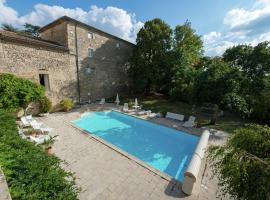 Hotel Photo: Luxurious Apartment in Saint-Clair with Swimming Pool