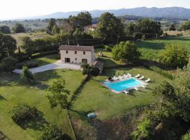 A picture of the hotel: Battiloro Villa Sleeps 10 with Pool Air Con and WiFi