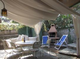 Zdjęcie hotelu: Marina di Castagneto Carducci Villa Sleeps 6 WiFi