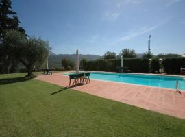 Hotel fotografie: Piano di Conca Apartment Sleeps 4 Pool Air Con WiFi