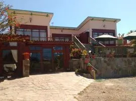 Hotel y Cabañas La Rosa Nautica