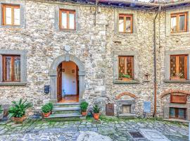 Hotel kuvat: Lovely Apartment In Gioviano -lu- With Kitchen