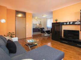 Hotel Photo: Stunning apartment in Pula w/ 2 Bedrooms