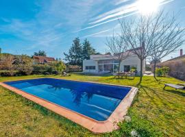 酒店照片: Sant Esteve de Palautordera Villa Sleeps 10 with Pool and WiFi