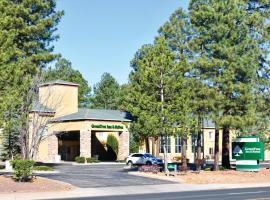 GreenTree Inn & Suites Pinetop, ξενοδοχείο σε Pinetop-Lakeside
