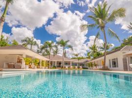 Hotel Photo: Las Minas Villa Sleeps 14 with Pool Air Con and WiFi