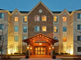 Hotel Photo: Staybridge Suites Glenview, an IHG Hotel