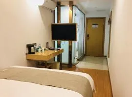 GreenTree Inn Guangxi Zhuang Autonomous Region Guilin Lingui District Luhu International Express Hotel