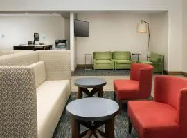 Holiday Inn Express & Suites Baltimore - BWI Airport North by IHG