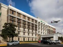 Holiday Inn Express Atlanta Airport-College Park by IHG