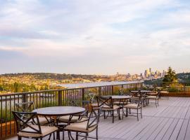 A picture of the hotel: Staybridge Suites Seattle - Fremont, an IHG Hotel