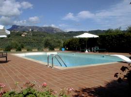 Foto do Hotel: Piano di Conca Apartment Sleeps 4 Pool Air Con WiFi