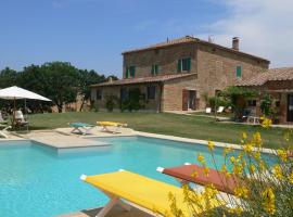 Hotel fotografie: Monticchiello Villa Sleeps 12 Pool Air Con WiFi