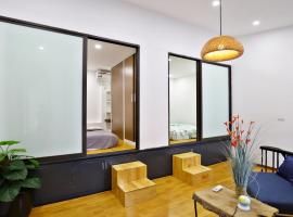 Hotel Foto: The Hide Out - 3BR in City Center