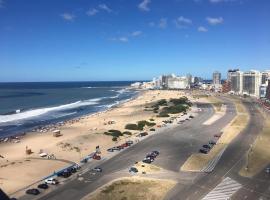 Фотография гостиницы: Departamento frente al mar en Punta del Este