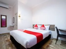 Super OYO 2285 Art Guest House Syariah