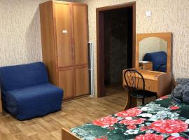 ホテル写真: Квартира в 500 метрах от Аэропорта Толмачево