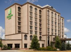 Hotel Photo: Holiday Inn & Suites Mississauga West - Meadowvale, an IHG Hotel