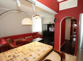 Hotel Photo: Rue Adolphe Mahieu 53