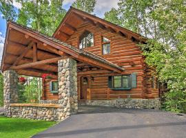 Hotelfotos: Ski-In and Ski-Out Telluride Home with Deck and Hot Tub!