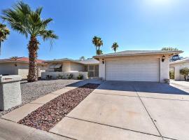 Hotel Photo: Sun Lakes House with Patio by Cottonwood Golf Course