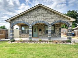 Fotos de Hotel: Oklahoma City Home with Yard - 5 Mi to Downtown!