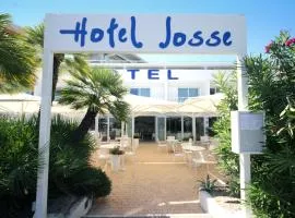 Hôtel Josse, хотел в Антиб