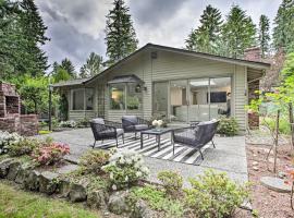 ホテル写真: Modern Home 3 Miles to Woodinville Wine Country!