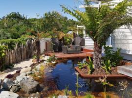 The Bay Lodge, hotel in Pohara