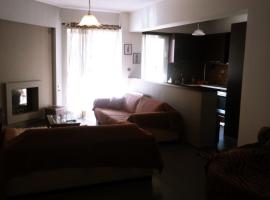 Foto di Hotel: Three Space Apartment