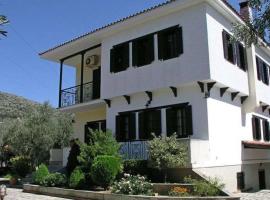 Hotel fotografie: Villa-Shelter surrounded by olives, Kato Gatzea, Pilio