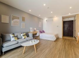 Hotel Photo: TraMi Vinhomes DCapitale Apartment