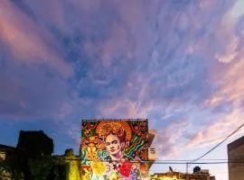 dewl estudios & residences : THE KAHLO