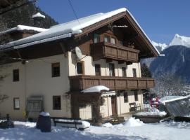 Haus Alpengruß, hotel ve Finkenbergu