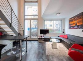 호텔 사진: Splendid Loft with terrace steps from Center