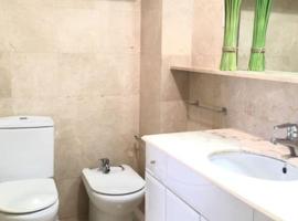 호텔 사진: Excelente apartamento de 85m2 en Carrer de la Diputació