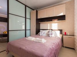 Hotel foto: Посуточные апартаменты Chernikovka Deluxe