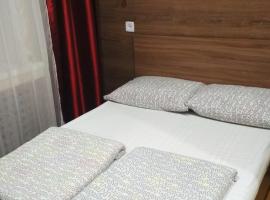 Hotel Photo: Hostel "Amigo" с отдельными изолированными комнатами