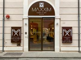 Hình ảnh khách sạn: Maxxim Hotel