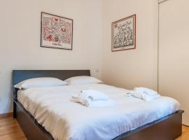 A picture of the hotel: GuestHero - Apartment - Garibaldi M2