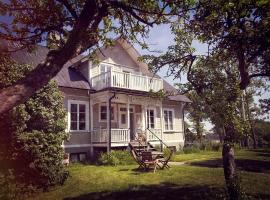 Three Pheasants Boutique Bed and Breakfast, ξενοδοχείο σε Ekeby